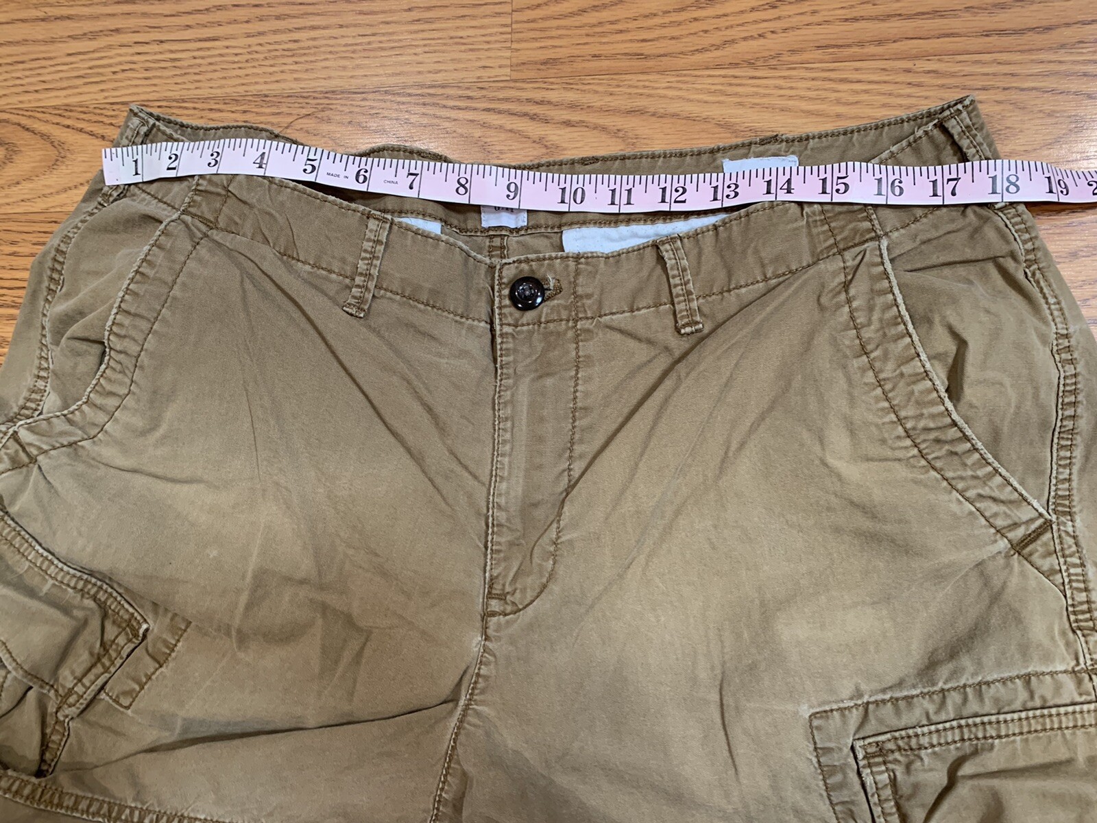 Gap Dark Khaki Cargo Shorts 36 Gem