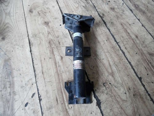 BMW E34 Stoßstange Pralldämpfer Vorne Links 8126601