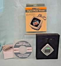 Digital PHOTO Viewer 56 Photos 1.1" LCD Display Keychain USB Cable NEW Old Stock