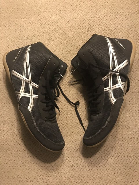 split second wrestling shoes