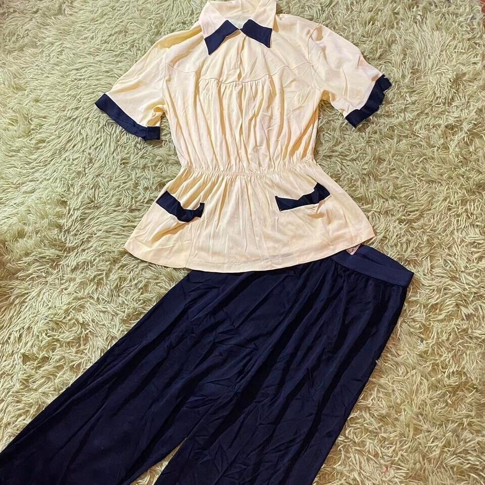 Authentic Vintage 40s Pajamas Set! - image 1