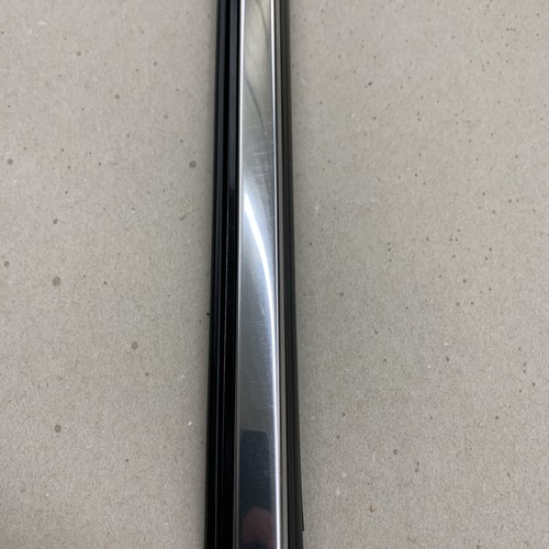 10 11 12 13 14 15 16 Equinox Oem Passenger Rear Door Window Belt Molding #0464 - Picture 3 of 12