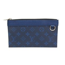 Louis Vuitton Taiga Pochette Discovery PM M30278 Men's Clutch Bag ... BF593070