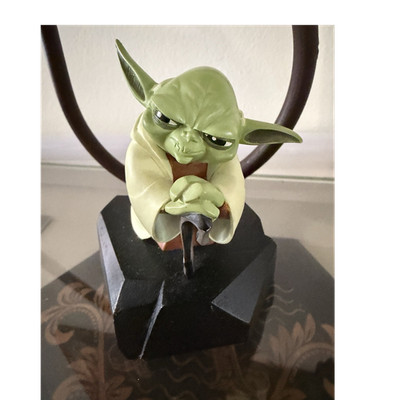 Gentle Giant Studios Star Wars Clone Wars Yoda Bust Limited Edition 2004