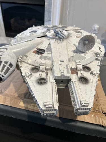 VINTAGE 1995 Kenner STAR WARS MILLENNIUM FALCON POWER OF THE FORCE Vehicle