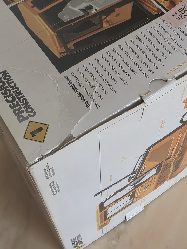 ERTL PRECISION CONSTRUCTION JOHN DEERE 650H DOZER 1/16 DIECAST - Image 3 of 4