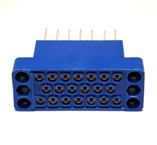 20-polige AMP Einbau-Buchse 825 473-1, Wire-Wrap, NOS