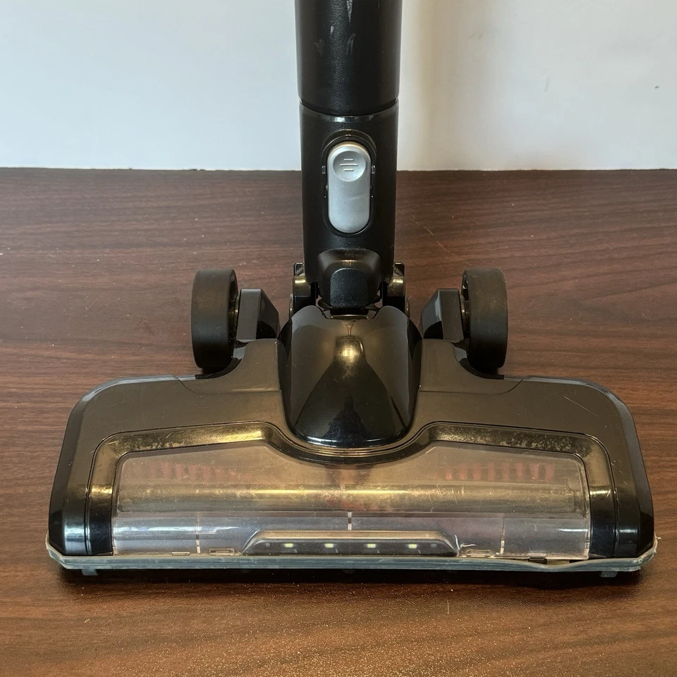 Aspiradora con varilla inalámbrica Eureka NEC101 cabezal eléctrico y varilla de extensión - funciona Foto 4 de 4