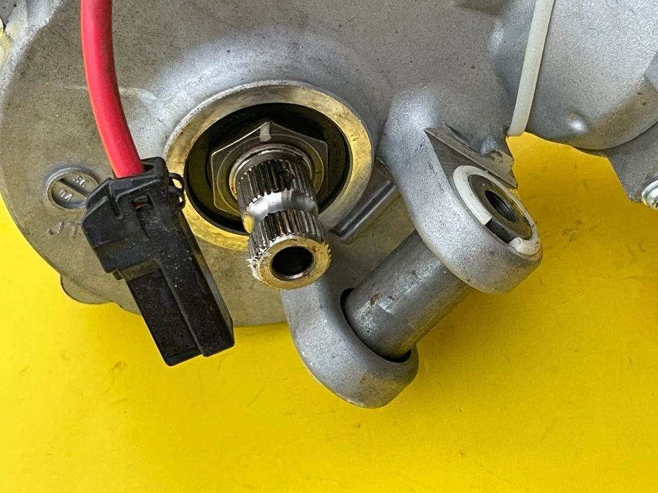 2014-2015 MITSUBISHI OUTLANDER ELECTRIC POWER STEERING COLUMN MOTOR OEM - Image 3 of 4