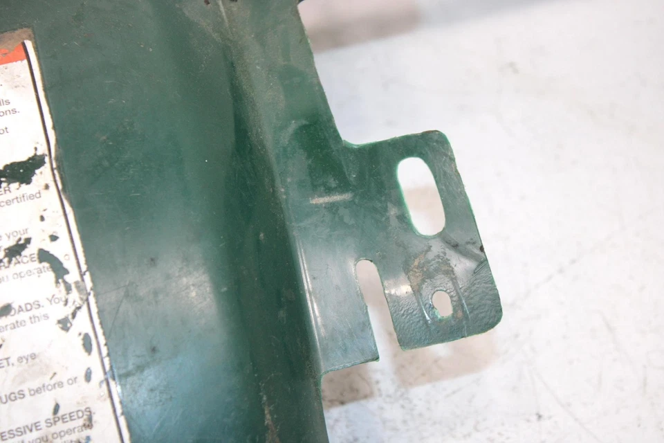 Guardabarros delantero Polaris 300 1995 OEM 2631610-195 AP141 Foto 3 de 4