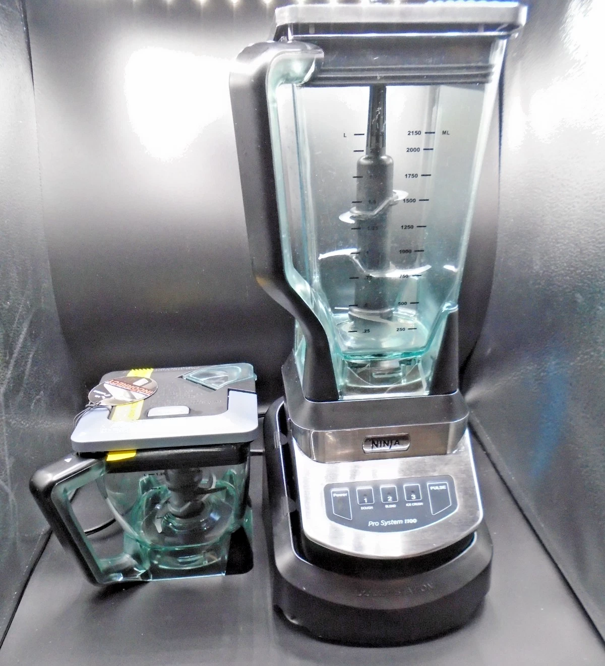 Ninja Pro System 1100 Blender w Lg & Sm Pitchers & Blades & Dough Station
Opens in a new window or t