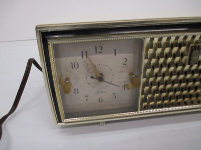 Vtg 1960s Zenith C520W The Saxony MCM White Tube Radio Telechron
