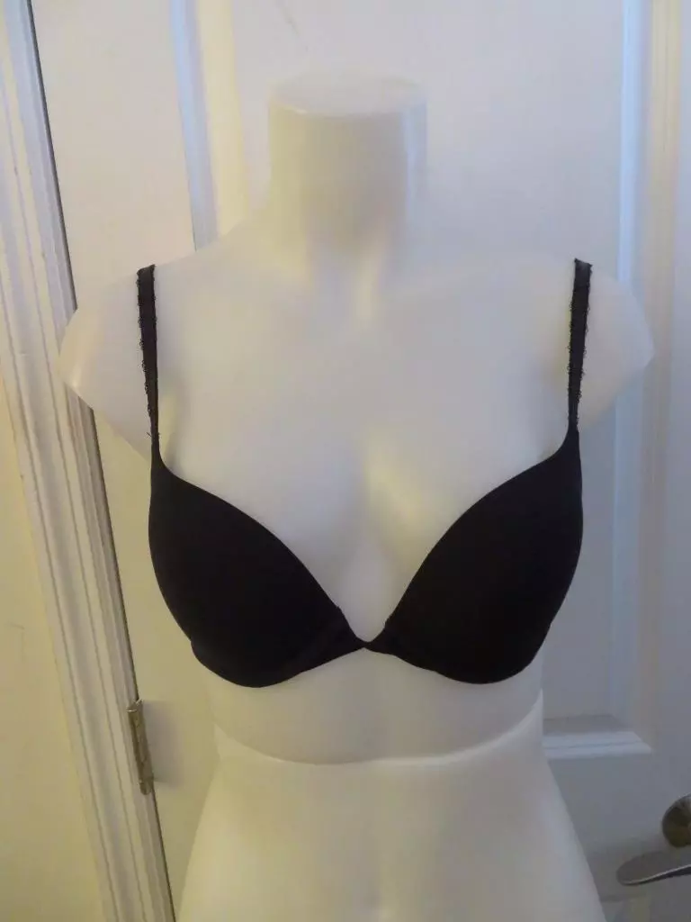 WOMENS CALVIN KLEIN BLACK PUSH UP BRA SIZE 34B