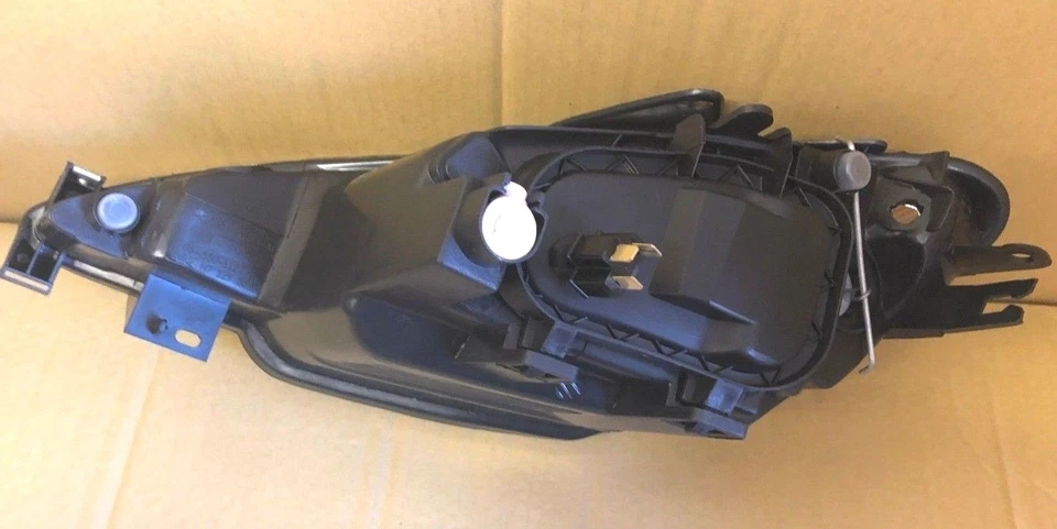 FITS PEUGEOT 206 HEAD LIGHT DRIVERS SIDE RIGHT HAND 1998-2003 - Image 2 of 2