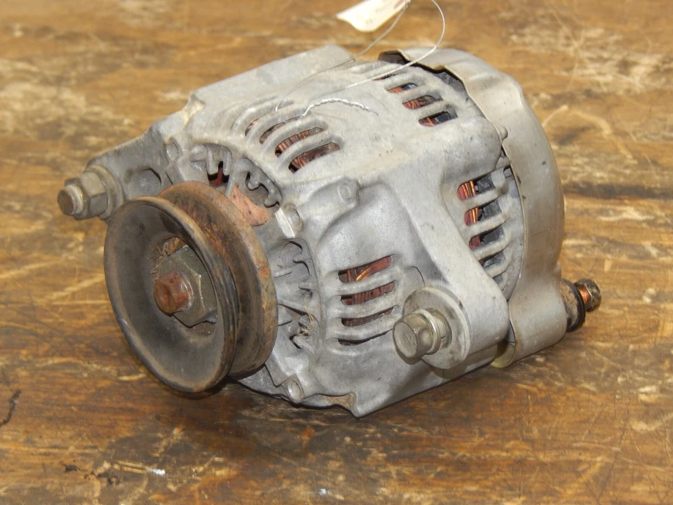 久保田 D1105-T 交流发电机 131-6557 98-9474 — 第 2/4 张图片