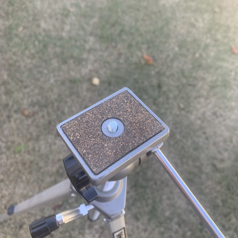 Vintage Velbon TGK-3 Tripod Aluminum Adjustable - Image 4 of 4