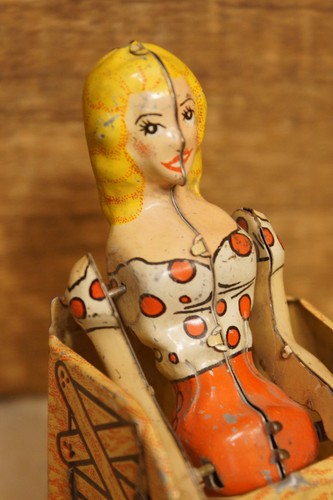 Antique Pressed Tin Toy Lil Abner Dogpatch Band Piano Girl Unique Art Mfg Co. - Picture 6 of 9