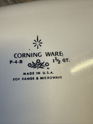 Vintage CorningWare Blue Cornflower Casserole Dish  Qt with Lid P-4-B