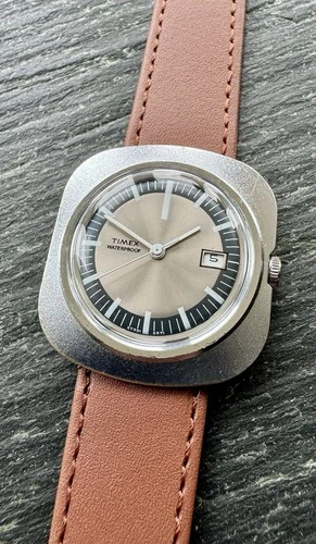 RARE VINTAGE TIMEX MARLIN CALENDAR 27551/2571 MEN WRISTWATCH C:1971’s JUMBO