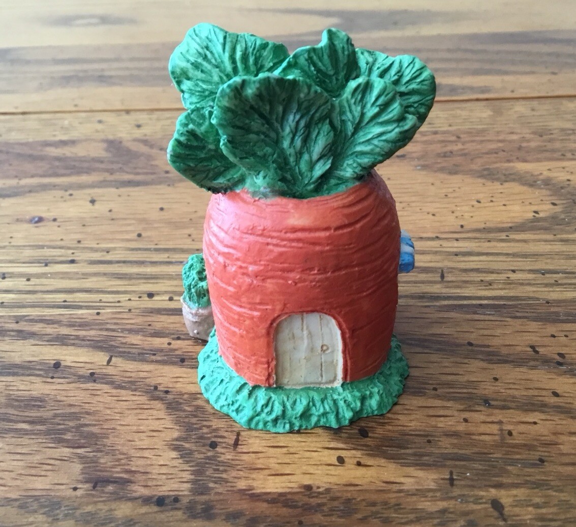 NEW Vintage EASTER SPRING CARROT HOUSE Fresh Vegetables Cottontail Lane