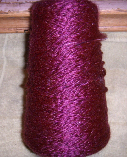 ACRYLIC /NYLON CONE PURPLE  YARN  MACHINE/KNITTING /NEEDLEPOINT  9 OZ