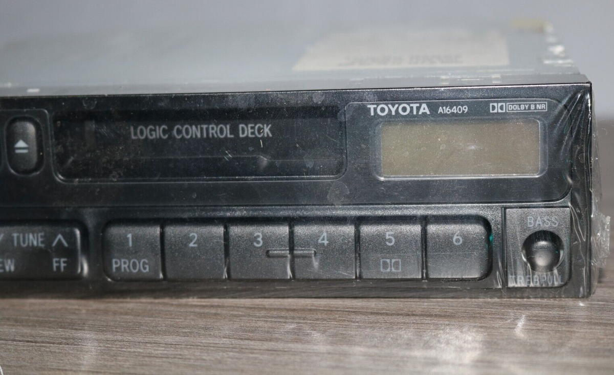 Toyota Camry OEM Stereo Am FM Radio Cassette Tape Deck Player