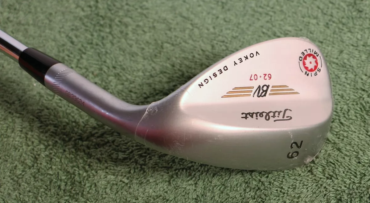 Titleist vokey 62 degree wedge sale