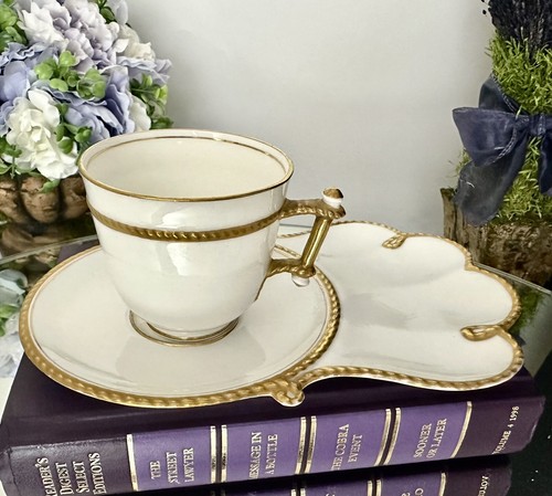 Vintage Tea Cups and Saucers Mixed Vintage Floral Collectible Tea Cups - 3 Set - Picture 6 of 9