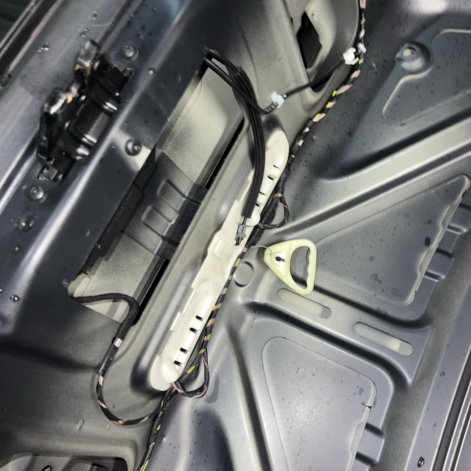 2009-2013 BMW E92 3-Series Coupe Rear Trunk Deck Lid Brown OEM