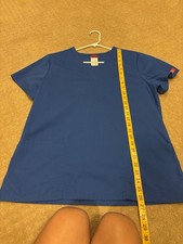 Dickies Scrub Top size M-Royal Blue V-NECK-Chest