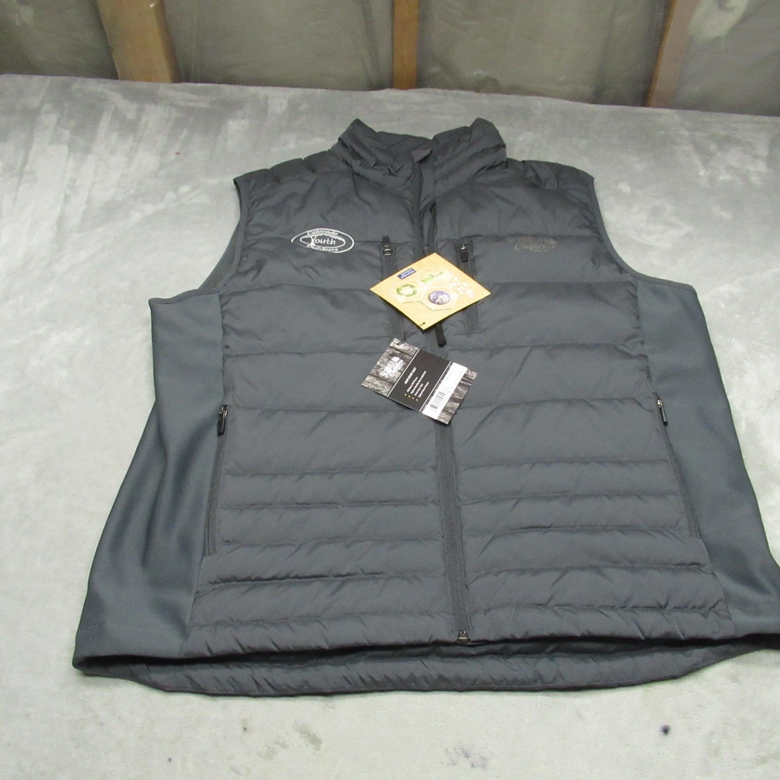 Scheels Down Vest Mens Large Gray Ram River Insulated Puffer WARM Wind $100 NEW