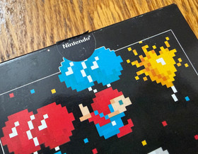 Pegatina brillante sello Balloon Fight completo en caja nintendo nes sin perforar hangtab