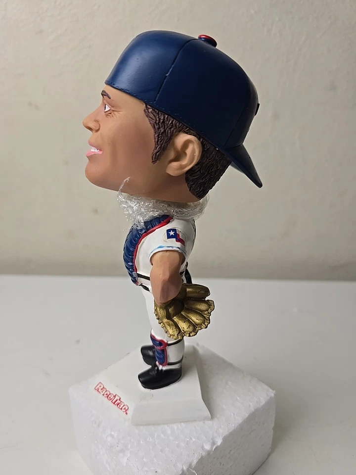 Ivan Pudge Rodriguez Texas Rangers SGA 2001 Bobblehead Collectors Edition - Image 3 of 4