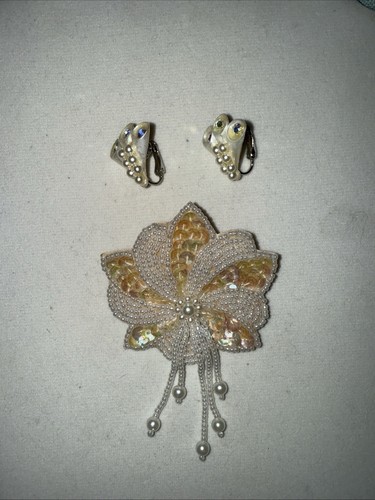 VTG 1990 Avon Sequin Blossom Pin Beads Clip On EarringsFlower Floral Flower Pear