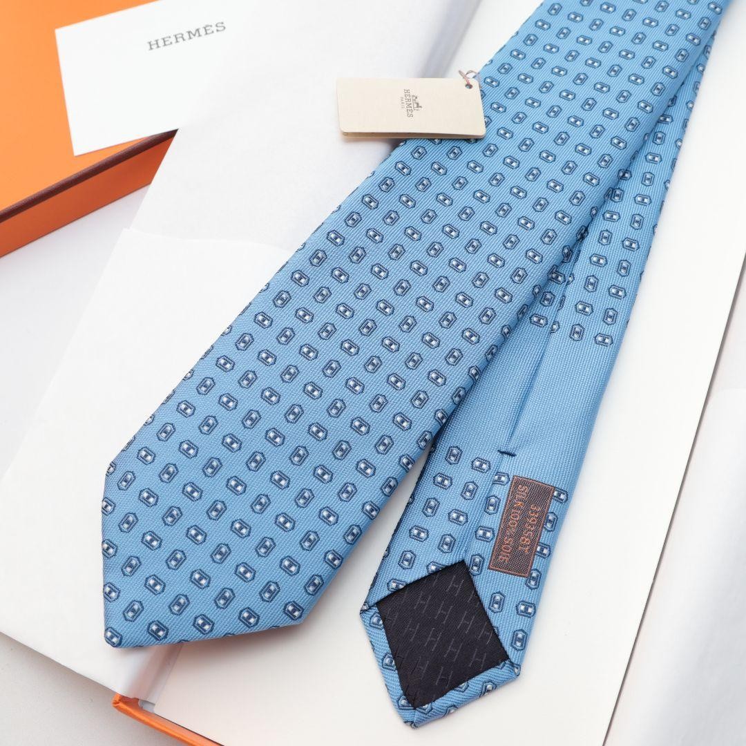 HERMES Light Blue Pattern Tie - image 4