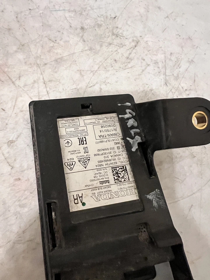 2019 ACURA RLX RH ASSIST RADAR UNIT 0EM 36930-TY2-A21 - Image 2 of 4