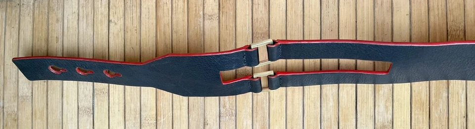 Reiss mod retro op art cuero negro con herrajes rojos, dorados cinturón de vestir ancho.L Foto 4 de 4