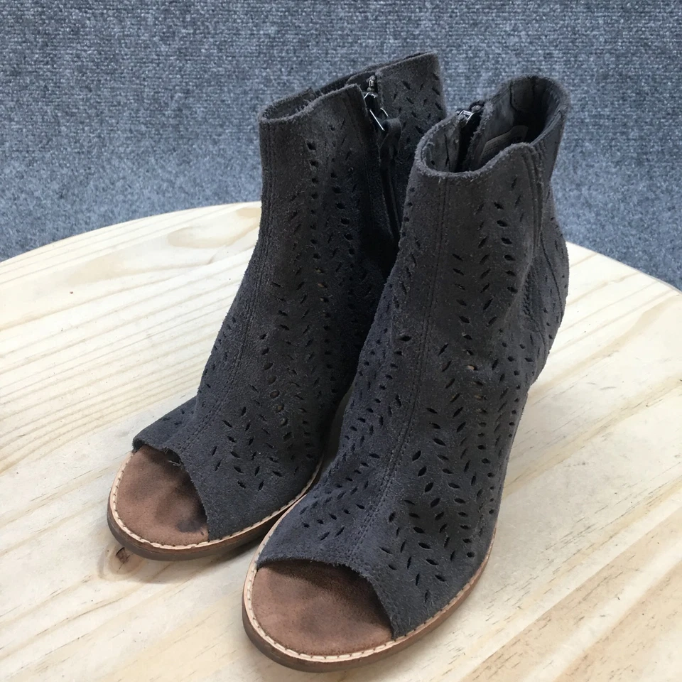 Botas Toms para mujer 6 botines al tobillo recortados gris gamuza punta abierta tacones en bloque cremallera Foto 3 de 4