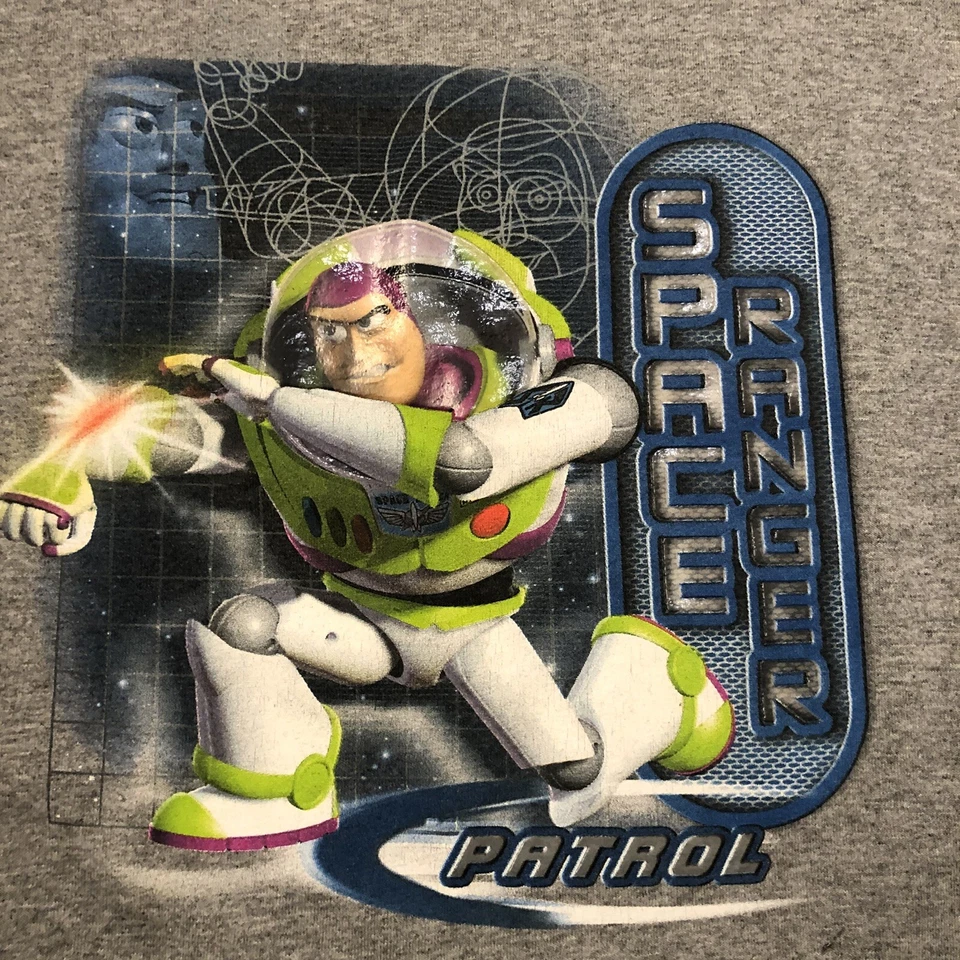 Camiseta gris Toy Story de Disney Store para niños talla M Buzz Lightyear Foto 2 de 4