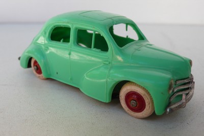 Miniature Quiralu Isetta Velam - Châssis Métal Noir Années 60 - Rare En état De Jeu
