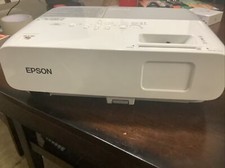 Epson PowerLite 84 LCD Projector 2600 lumens