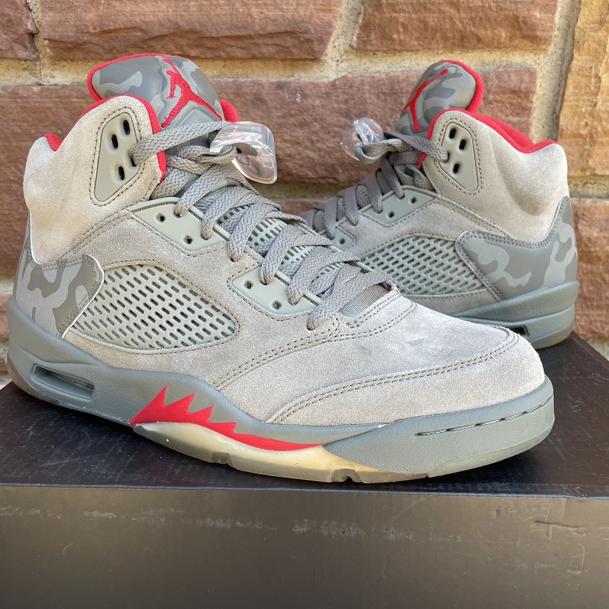 Nike Air Jordan 5 P51 Camo Dark Stucco/University Red 136027 Nike Air Jordan 5 P51 Camo Dark Stucco/University Red 136027