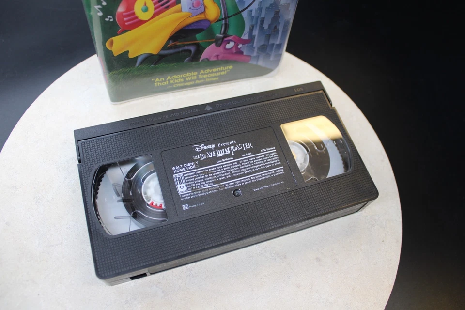 The Brave Little Toaster VHS 1998 Clamshell 1987 Musical Disney Jon Lovitz - Image 4 of 4