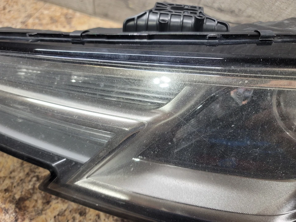 Farol de xenônio lateral esquerdo do motorista Audi A4 S4 destro 2017 2018 2019 fabricante de equipamento original - Imagem 3 de 4