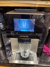 Siemens EQ700 Smart macchina da caffè in grani a tazze