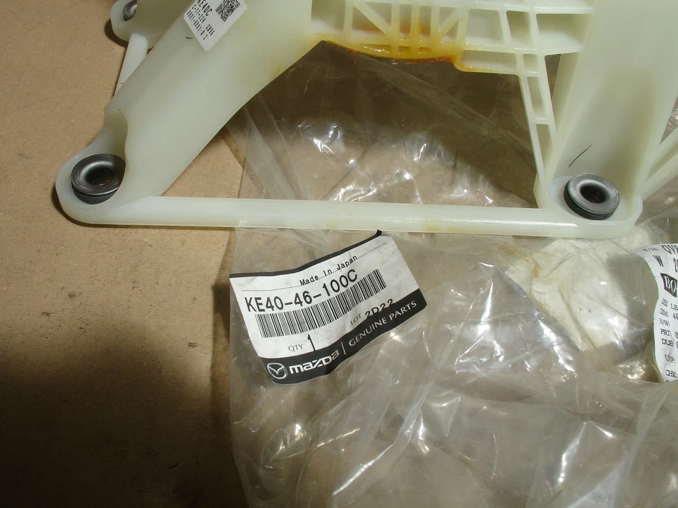 KE4046100C Automatic Gear Shifter For Mazda 6 2012-2016 - Image 2 of 2