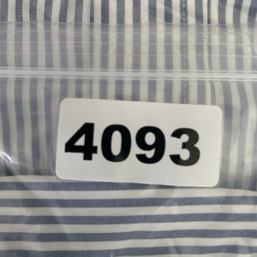 Vineyard Vines Performance Shirt Mens Extra Large Blue White Stripes Button Up - Picture 9 of 9