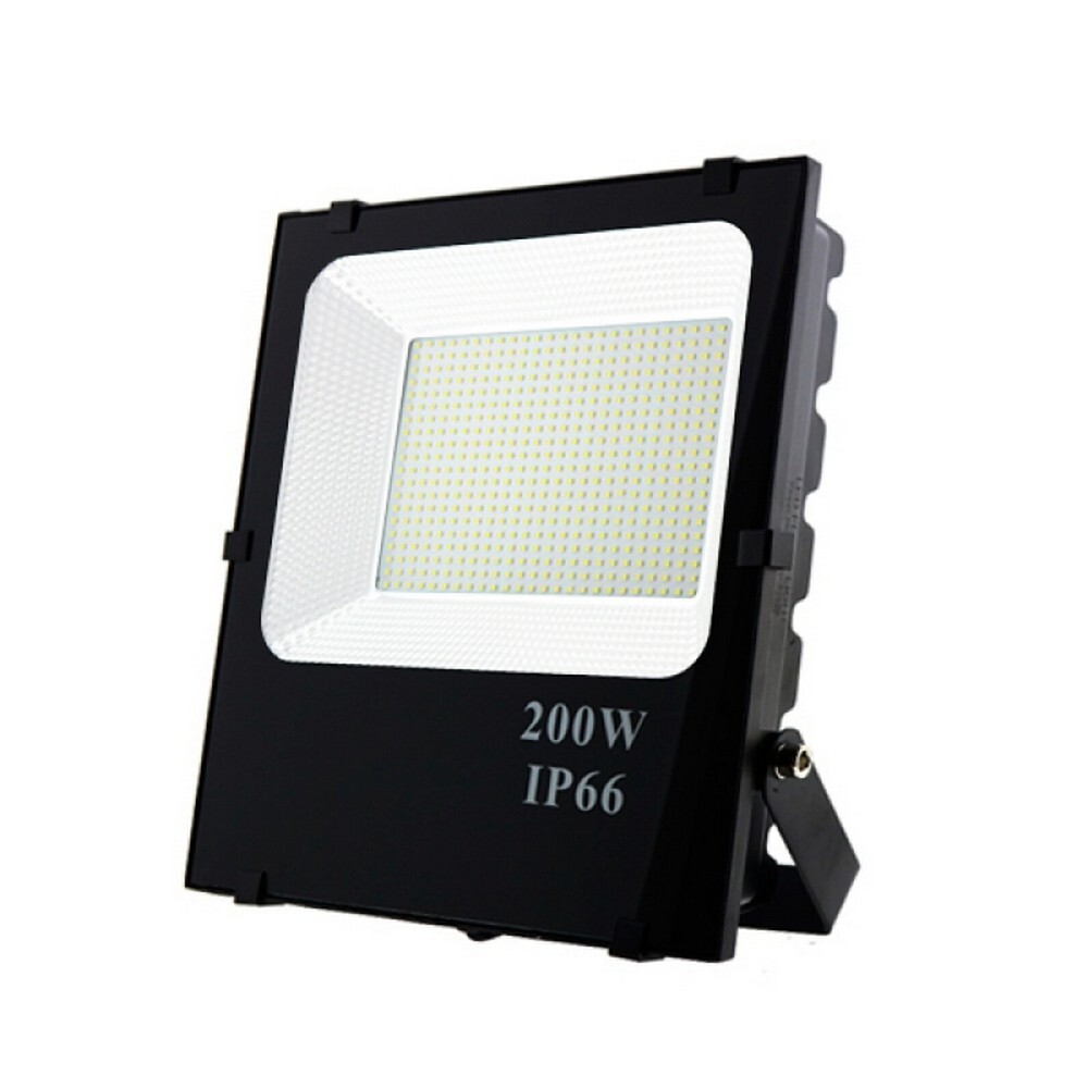Faro LED 200W LEDME 6000K: Trasforma la Notte in Giorno nel tuo Piazzale