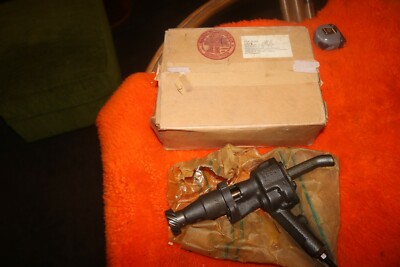 NOS vintage Hercules engine PN 144128-CS 45281 oil pump