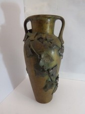 Amphore mit Bl&auml;tter Applikation, Bronze Vase Blumen evtl. Japan??